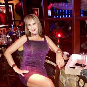 Meet your Posher, Gladys